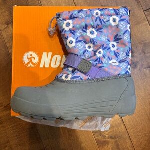 Frosty Polar waterproof boots
